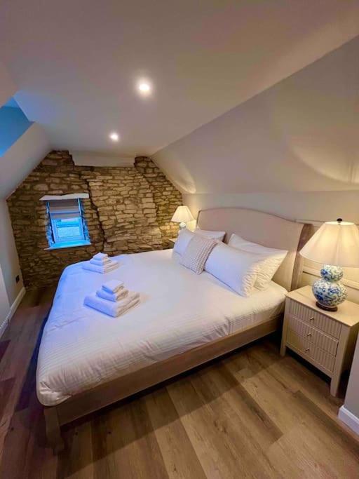 Quaint Cotswold Cottage Chipping Norton Bagian luar foto